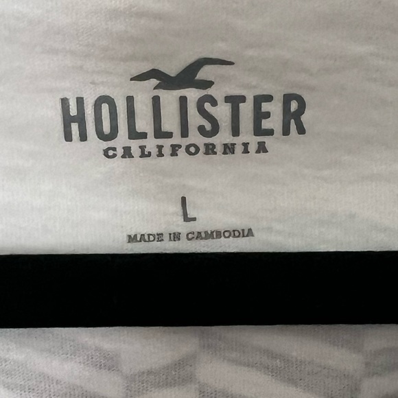 Hollister White Graphic Long Sleeve Tee - Picture 3 of 3